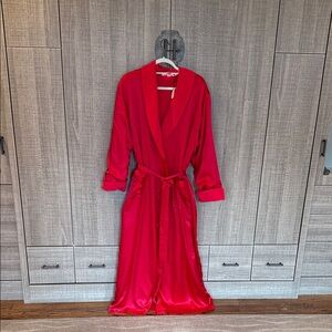 Victoria’s Secret 2003 Victoria's Satin Flannel Fleece Long Robe